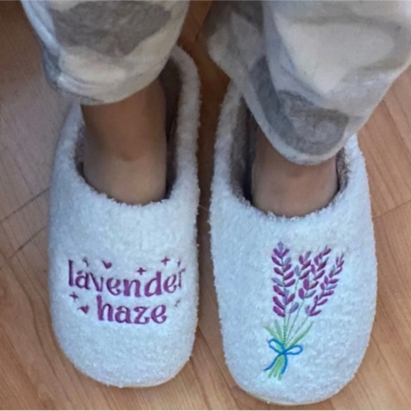 Cozy Cream Slippers with Lavender Embroidery Taylor Swift Song. - Picture 3 of 7
